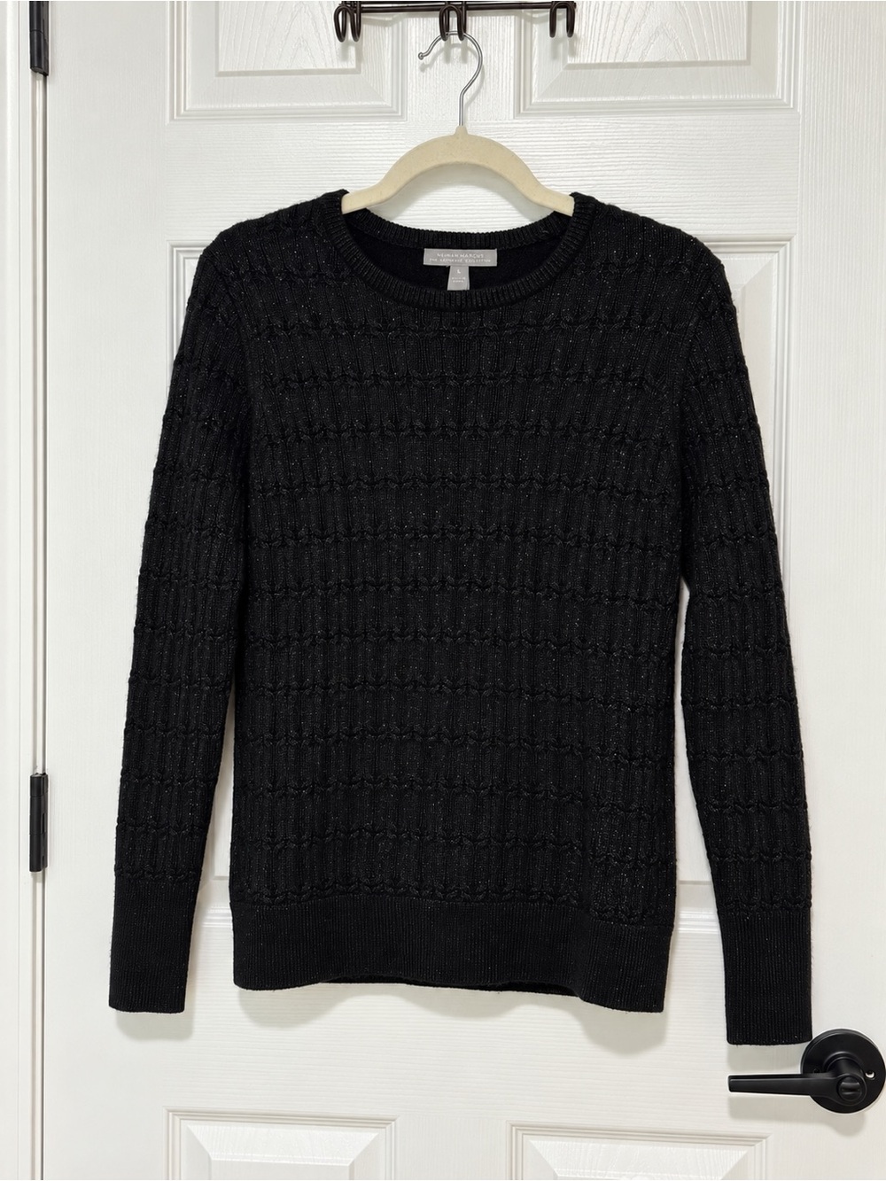 Neiman Marcus Cashmere Collection Black Shimmer Sweater – Size L